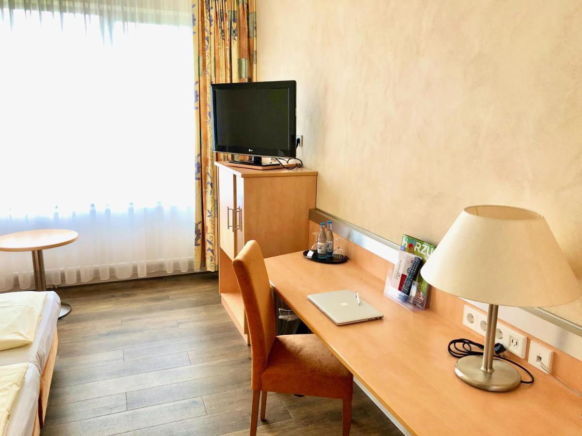פרנקנטל Hotel Central מראה חיצוני תמונה